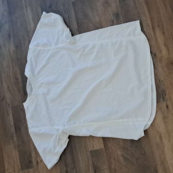 Other - Sz L athletic crewneck tee